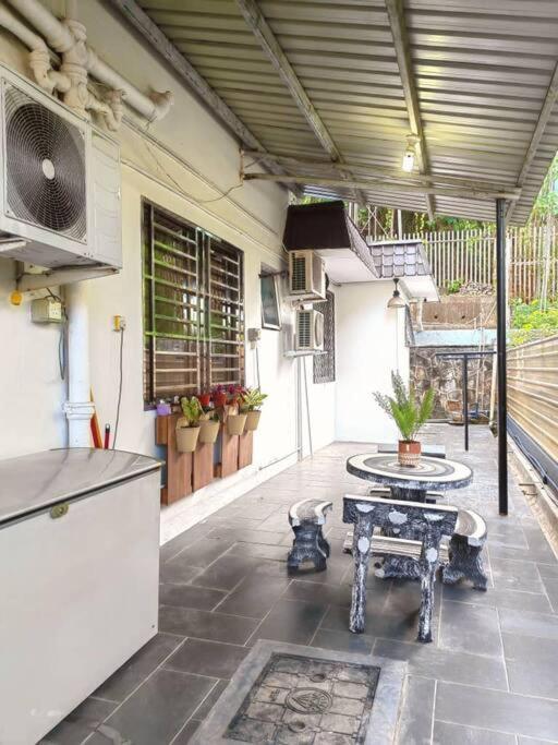 Aaronl Homestay Kota Kinabalu Exterior photo