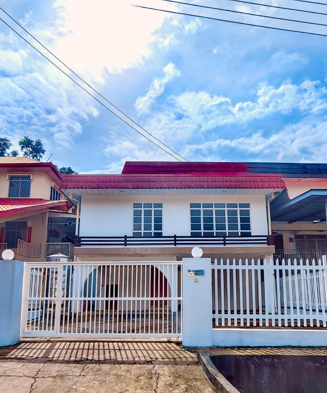 Aaronl Homestay Kota Kinabalu Exterior photo